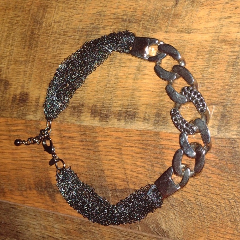 Express Chained Chocker Necklace